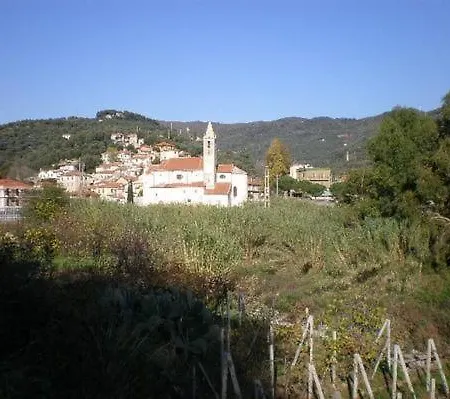 Charmantes Casa Uliveto Mit Terrasse Und Garten Diano San Pietro