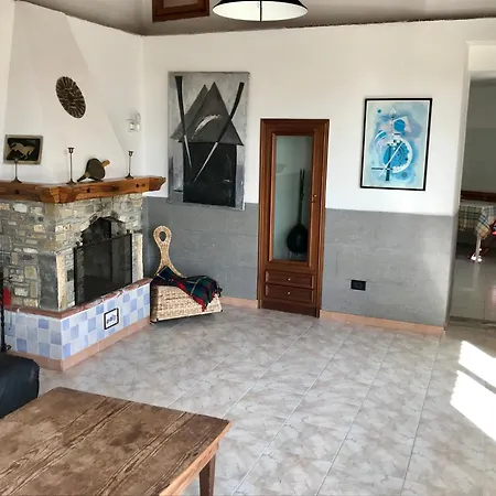 Vakantiehuis Charmantes Casa Uliveto Mit Terrasse Und Garten Diano San Pietro